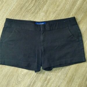 Old Navy black shorts Size 12